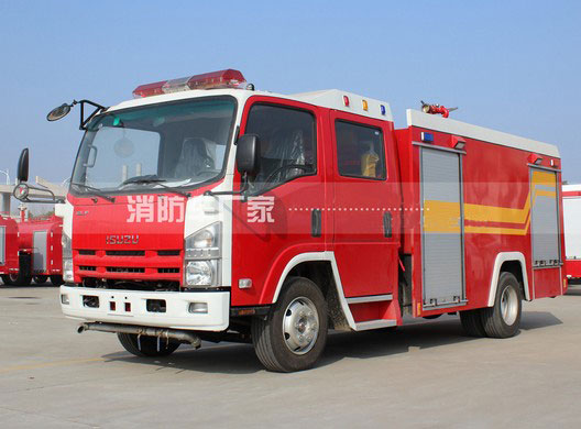 3噸五十鈴700P泡沫消防車圖片