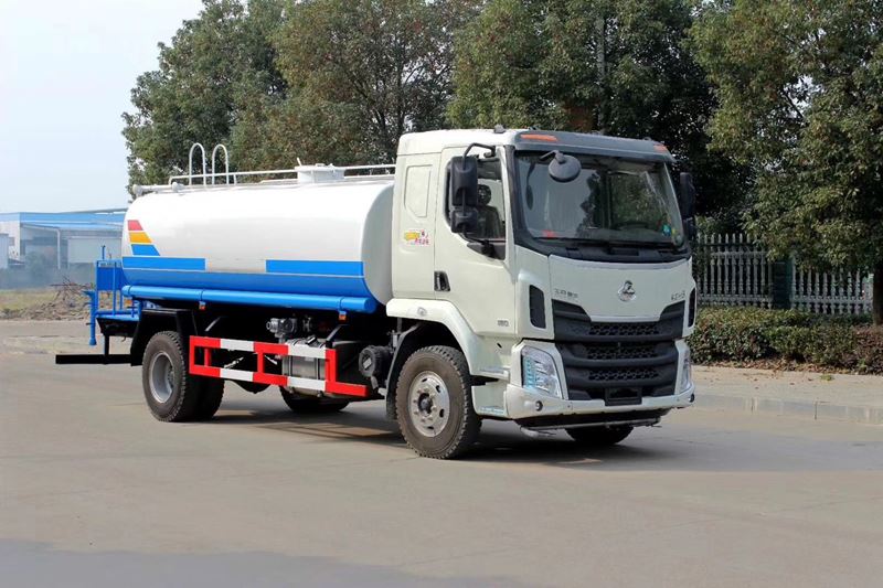 東風柳汽乘龍13噸綠化灑水車廠家價格
