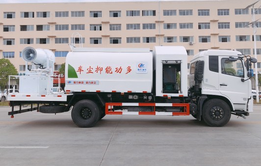 東風(fēng)天錦抑塵車高清圖片