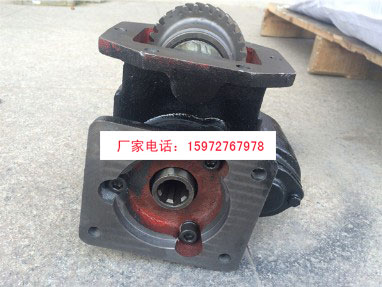 臨工取力器4