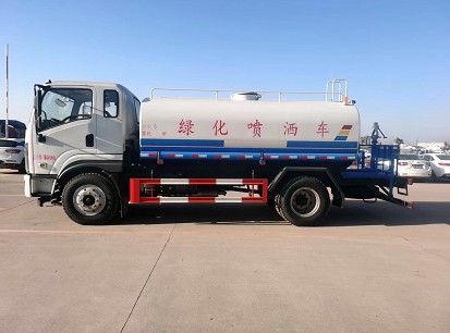 12方灑水車生產(chǎn)廠家_國六12方陜汽軒德綠化灑水車廠家價(jià)格3