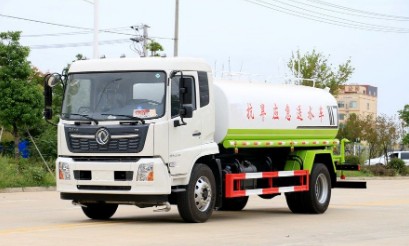 程力灑水車圖片