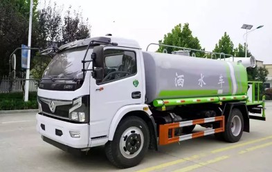 程力8噸灑水車圖片
